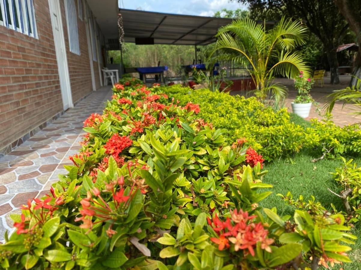 Glamping Girardot & Puerta Del Sol Girardot Hotel 4*