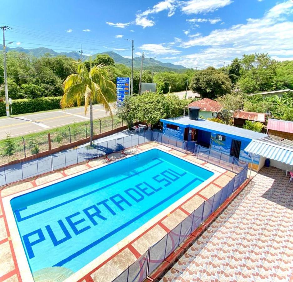Glamping Girardot & Puerta Del Sol Girardot 4* La Virginia (Cundinamarca)