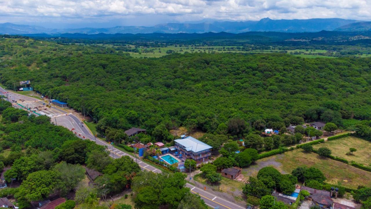Glamping Girardot & Puerta Del Sol Girardot Hotel La Virginia (Cundinamarca)